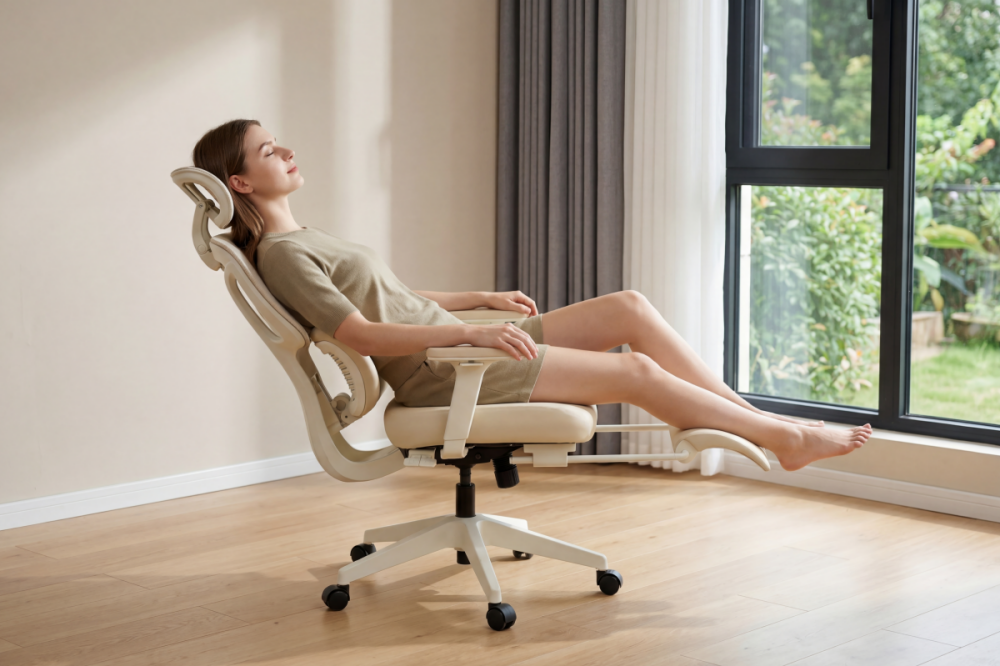Peut-on dormir dans une chaise ergonomique ? Risques, avantages et conseils sûrs