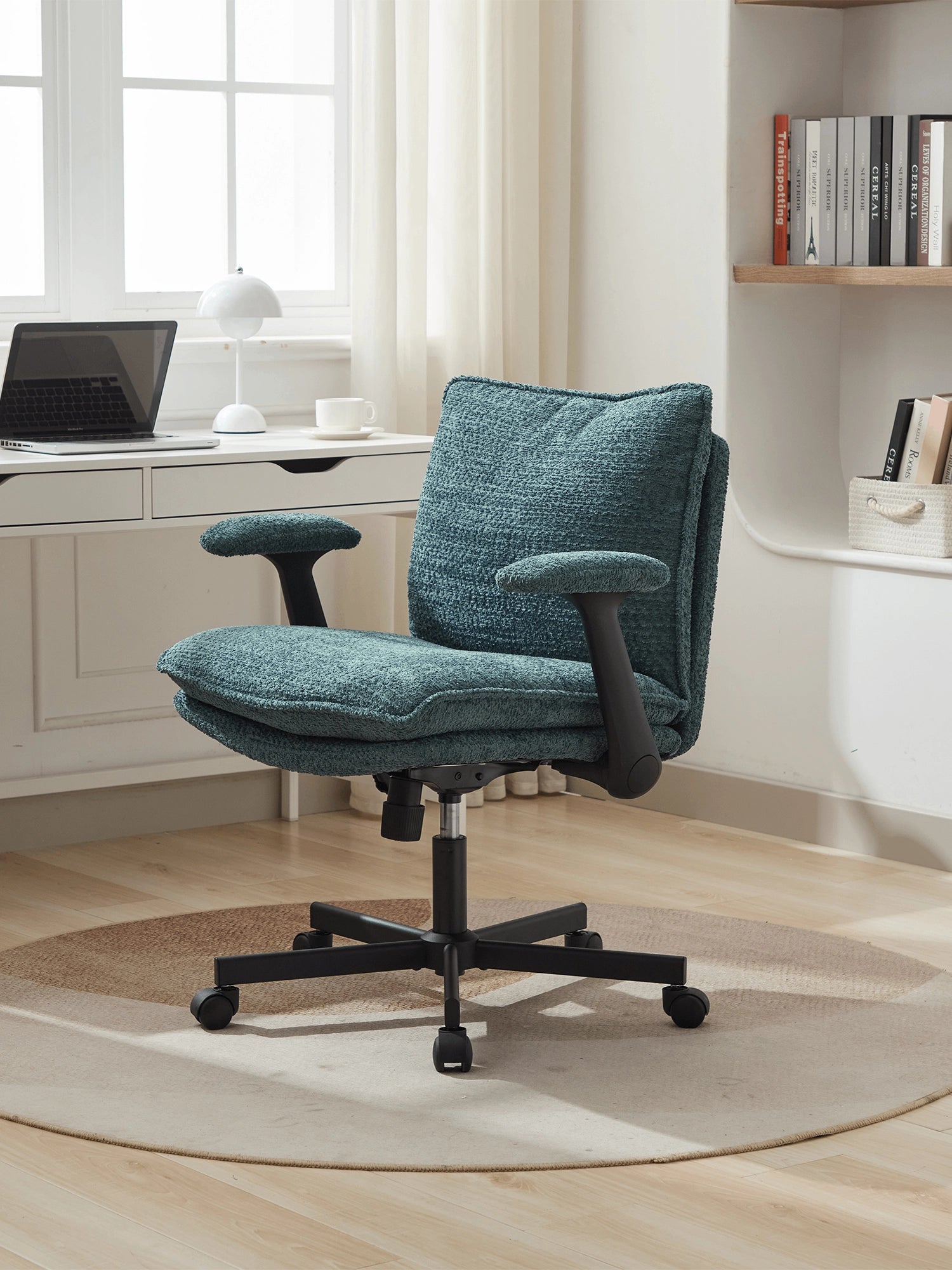 P3 Chaise croisée avec accoudoirs réglables