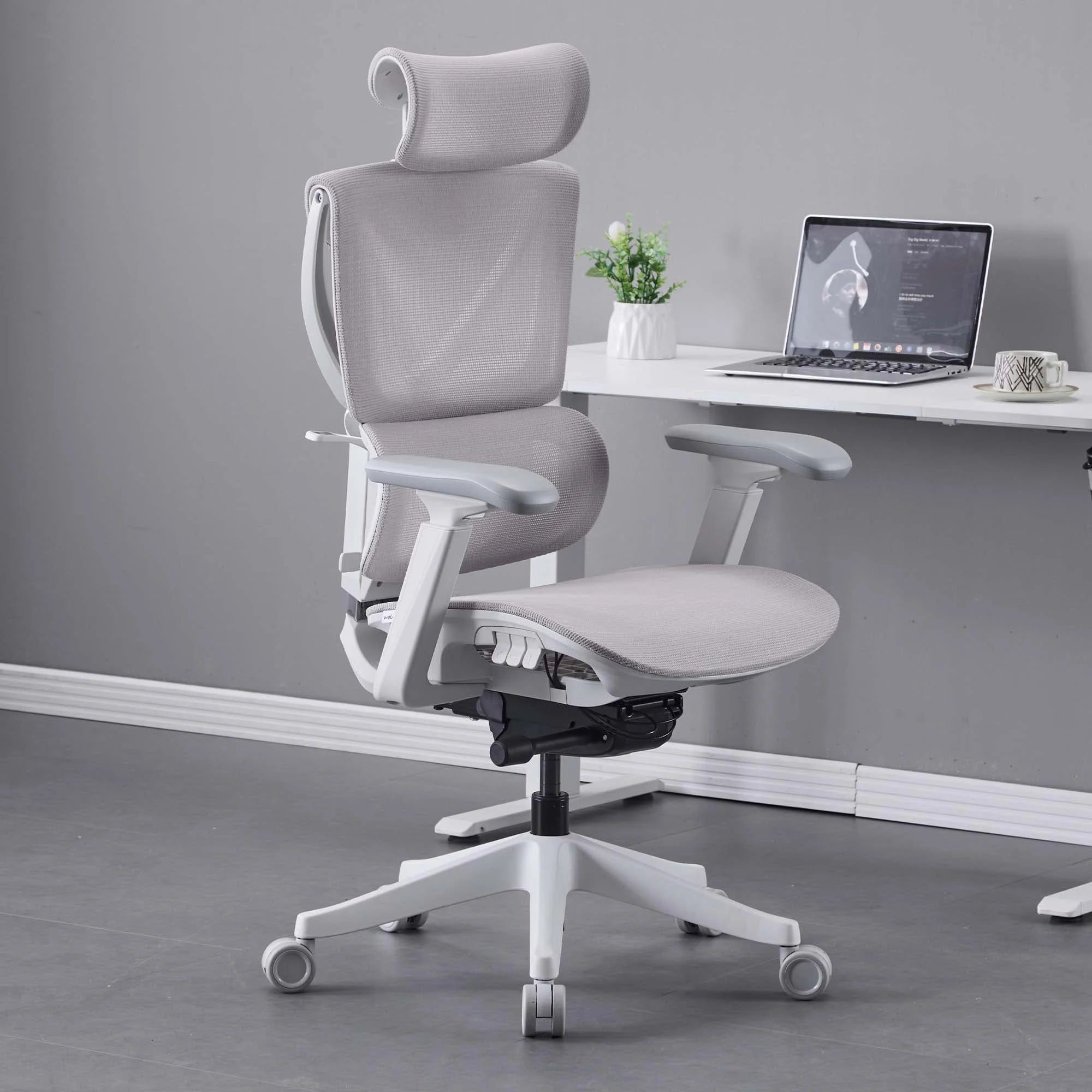 S7 Chaise de bureau ergonomique avec réglage à trois boutons