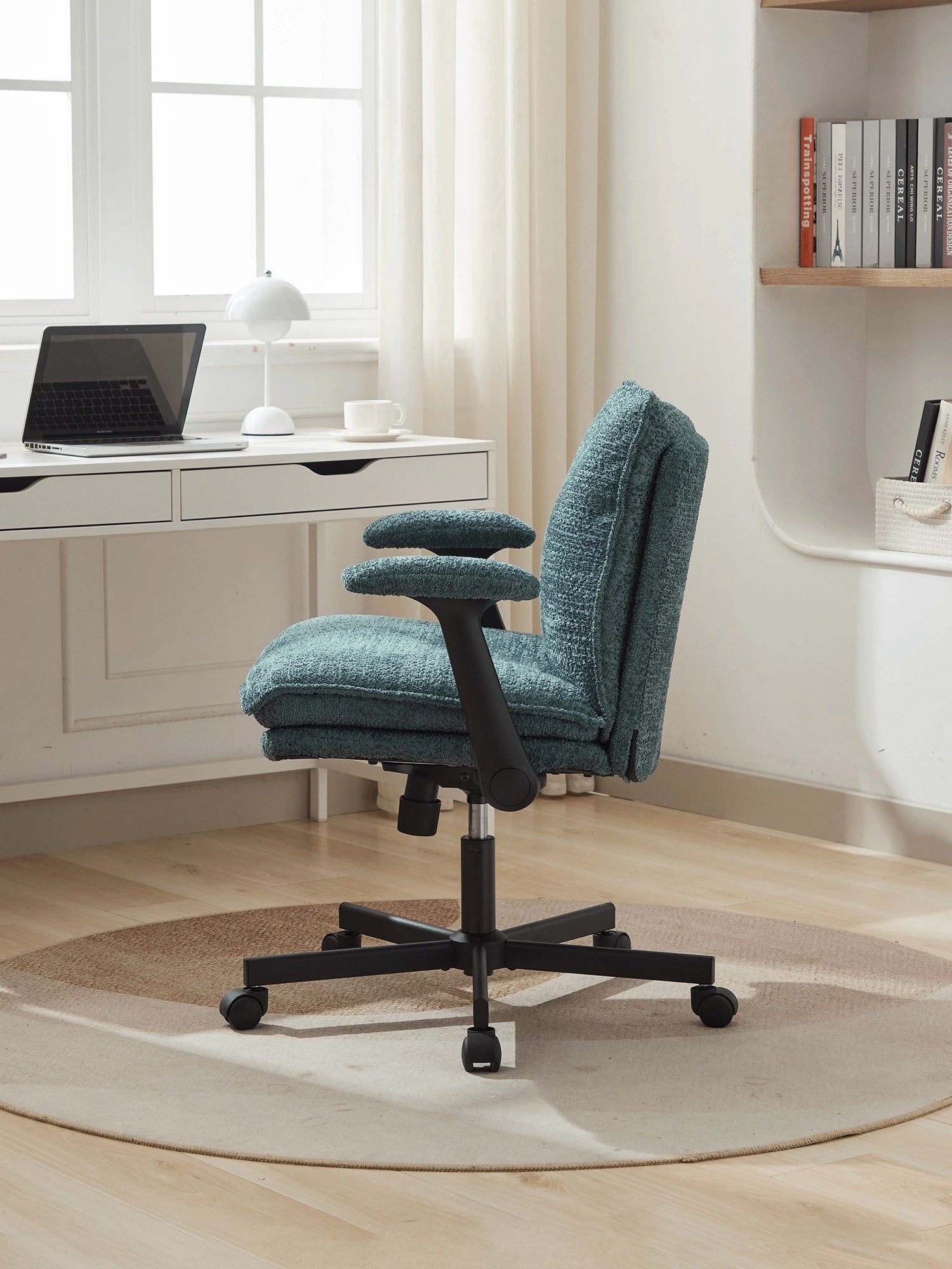 P3 Chaise croisée avec accoudoirs réglables