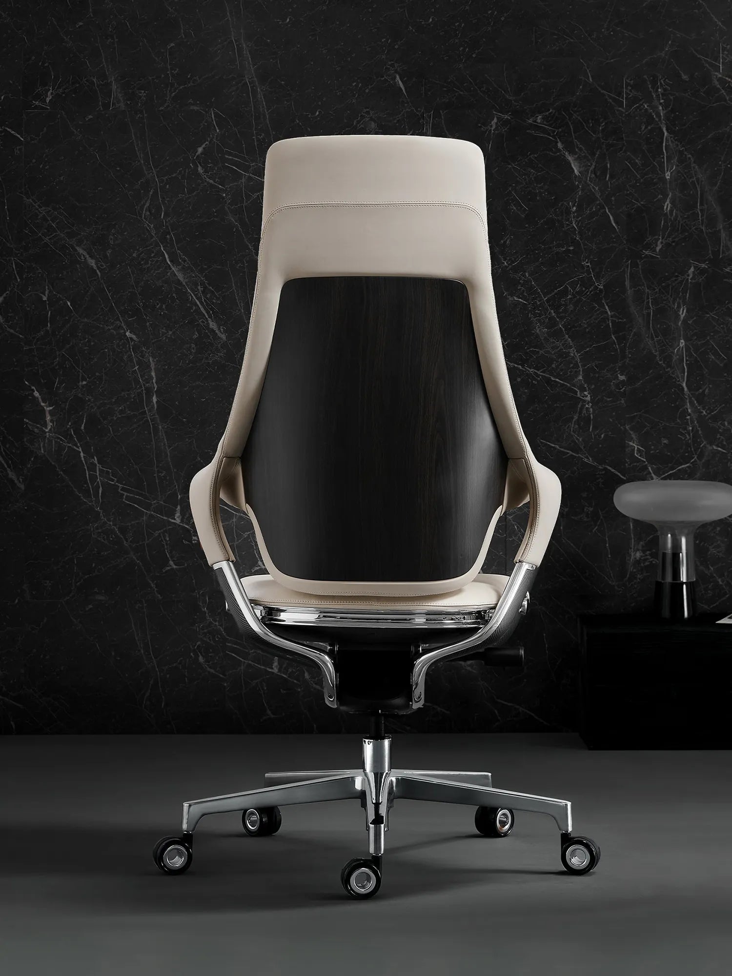 Nigel Chaise en Cuir Premium avec Assise Confortable